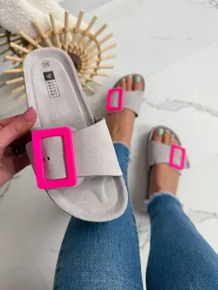 Clasp Grey Slides